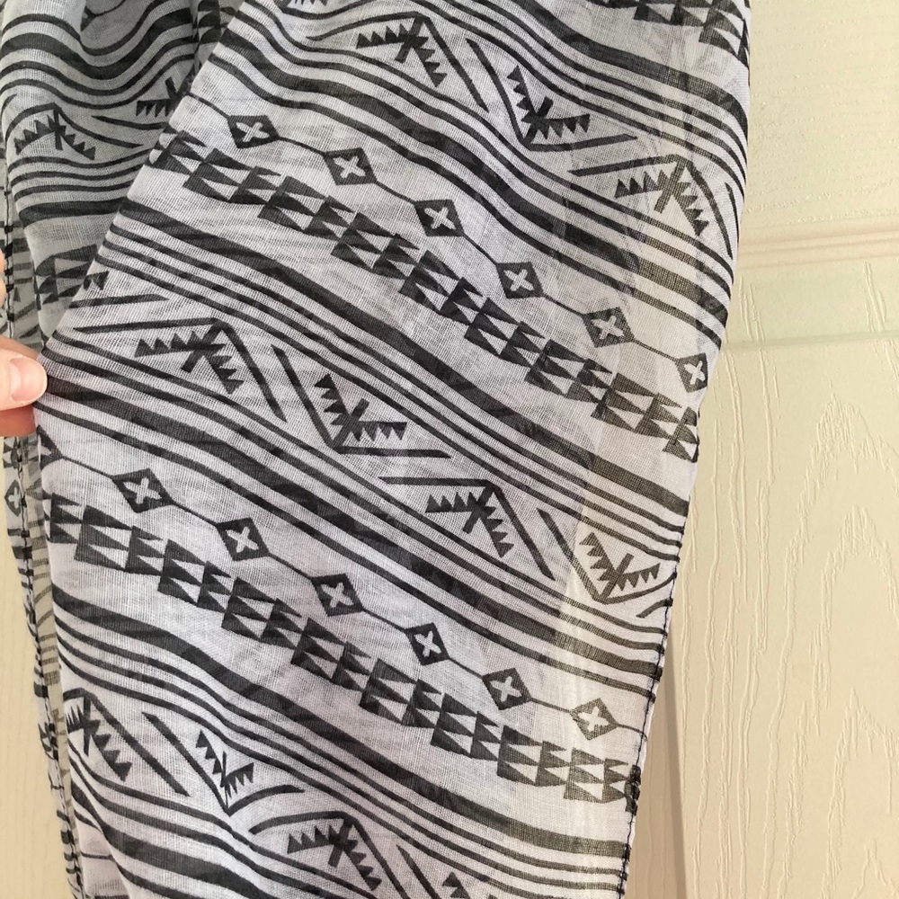 Scarf - Picture 2 of 2